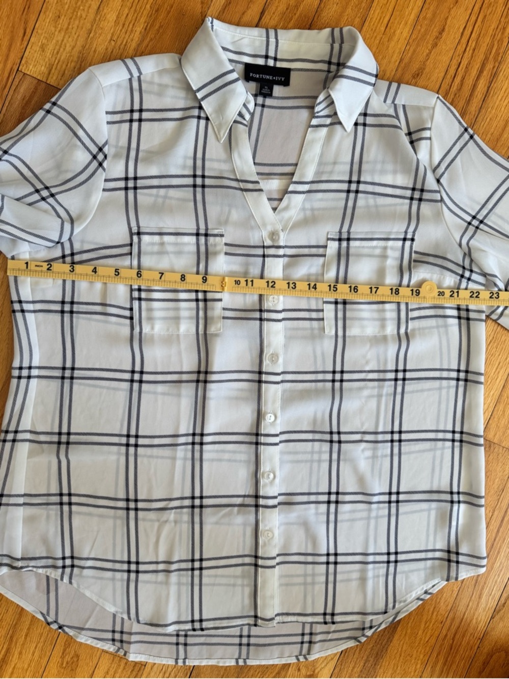 Fortune + Ivy White and Black Plaid Lines Button-Down V neck soft Shirt Size XL - Picture 13 of 14